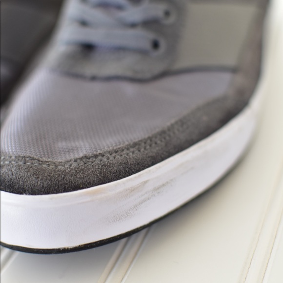 Polo by Ralph Lauren Gray Sneaker - Picture 6 of 16